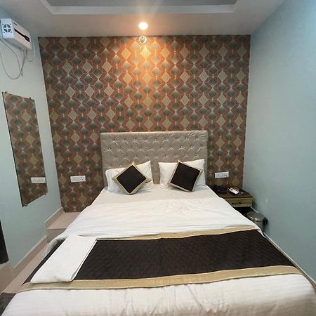 Super Hotel O Glance Inn Патна Екстериор снимка