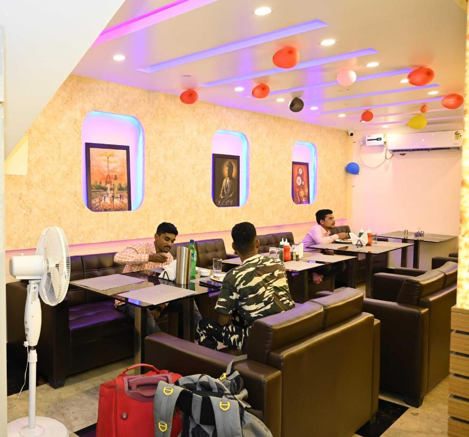 Super Hotel O Glance Inn Патна Екстериор снимка