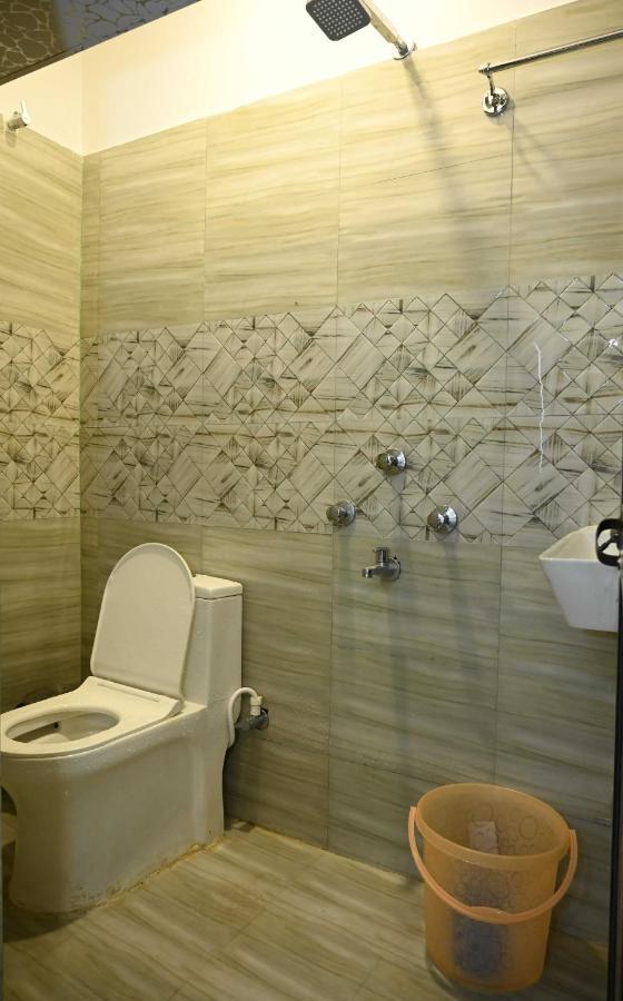 Super Hotel O Glance Inn Патна Екстериор снимка