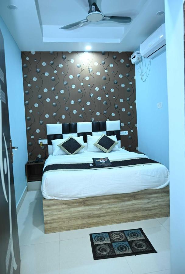 Super Hotel O Glance Inn Патна Екстериор снимка