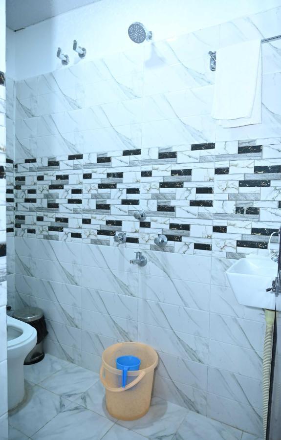 Super Hotel O Glance Inn Патна Екстериор снимка