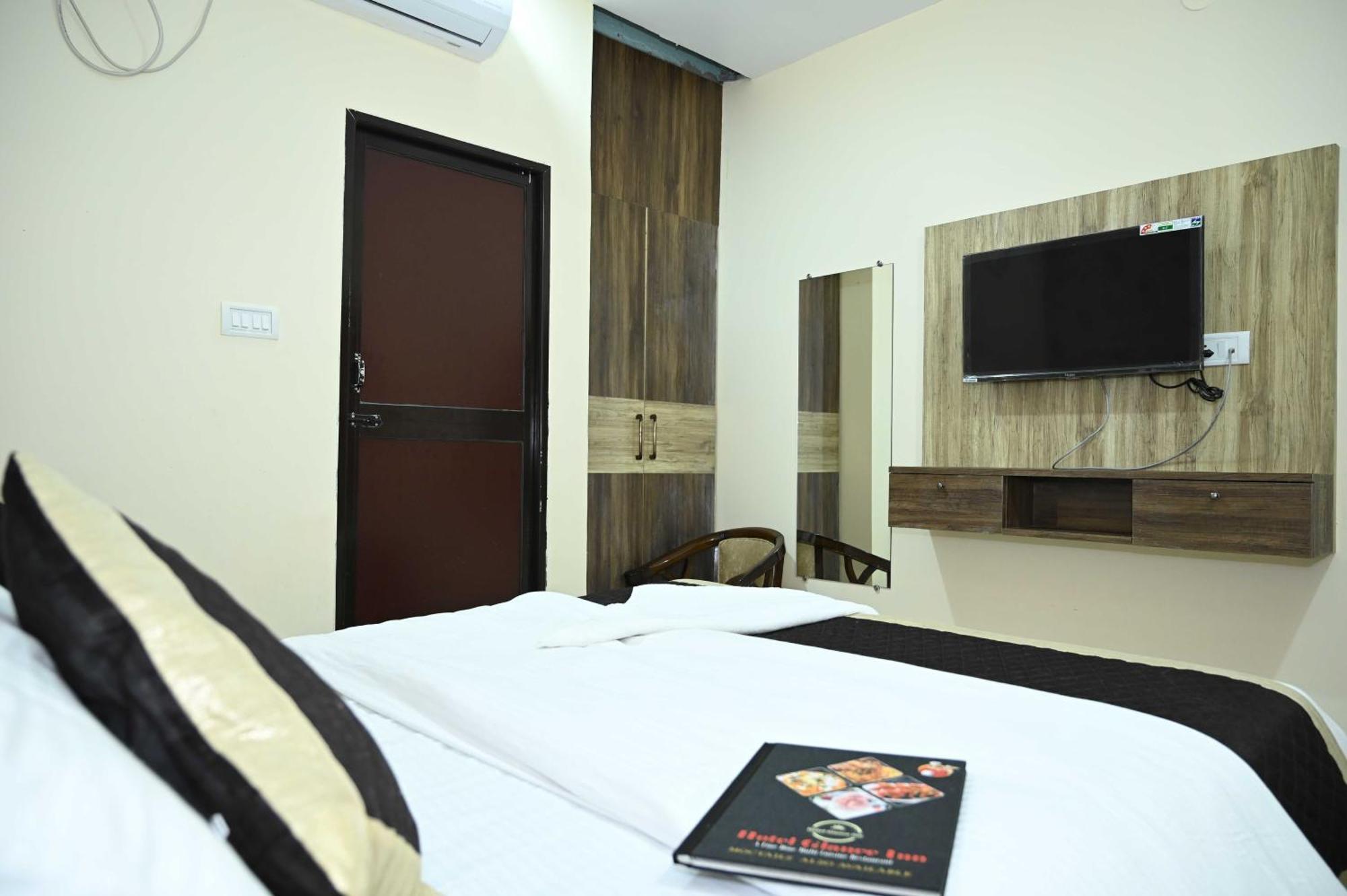 Super Hotel O Glance Inn Патна Екстериор снимка