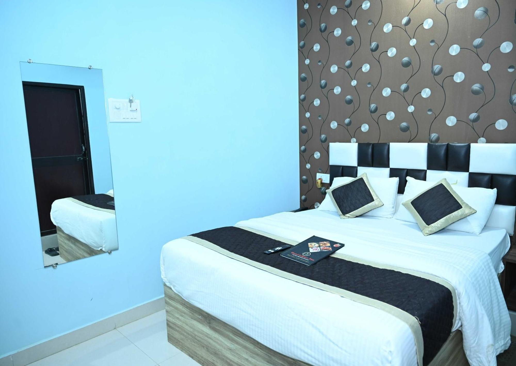 Super Hotel O Glance Inn Патна Екстериор снимка